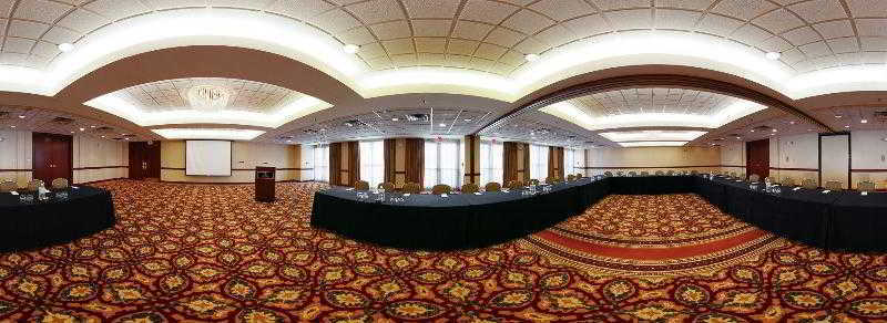 Renaissance Downtown 3*